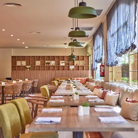 Apart-hotel Zafiro Mallorca & Can Picafort (Mallorca)
